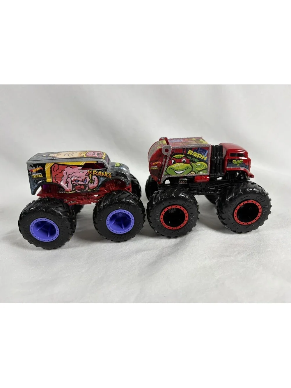 Hot Wheels Monster Trucks TMNT Teenage Mutant Ninja Turtles Lot of 4 Diecast